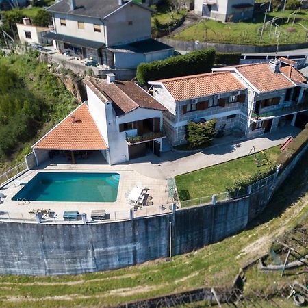 فيلا Casa Do Abeto Carvalhosa المظهر الخارجي الصورة